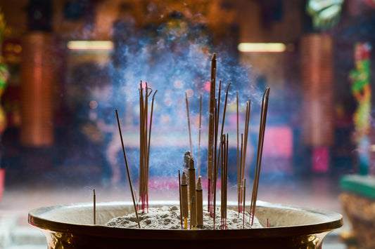 Fragrance Fusion: Charu’s Guide to Finding the Best Smelling Incense for You